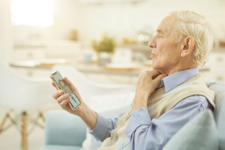 ΤΗΛΕΪΑΤΡΙΚΗ ΜΕΣΩ VIBER. SKYPE Ή ΤΗΛΕΦΩΝΟΥ